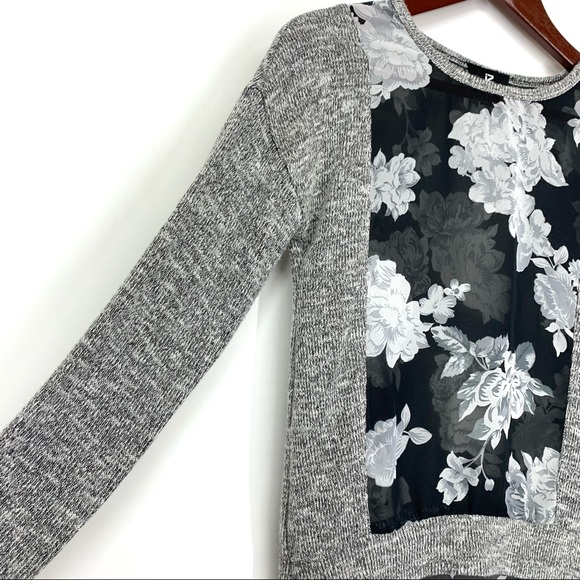 IZ Byer Static Gray Floral Print Sheer Panel High Low Thin Sweater Size XS - Picture 4 of 16